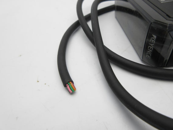 KEYENCE GT2-71D 10-30VDC UNMP
