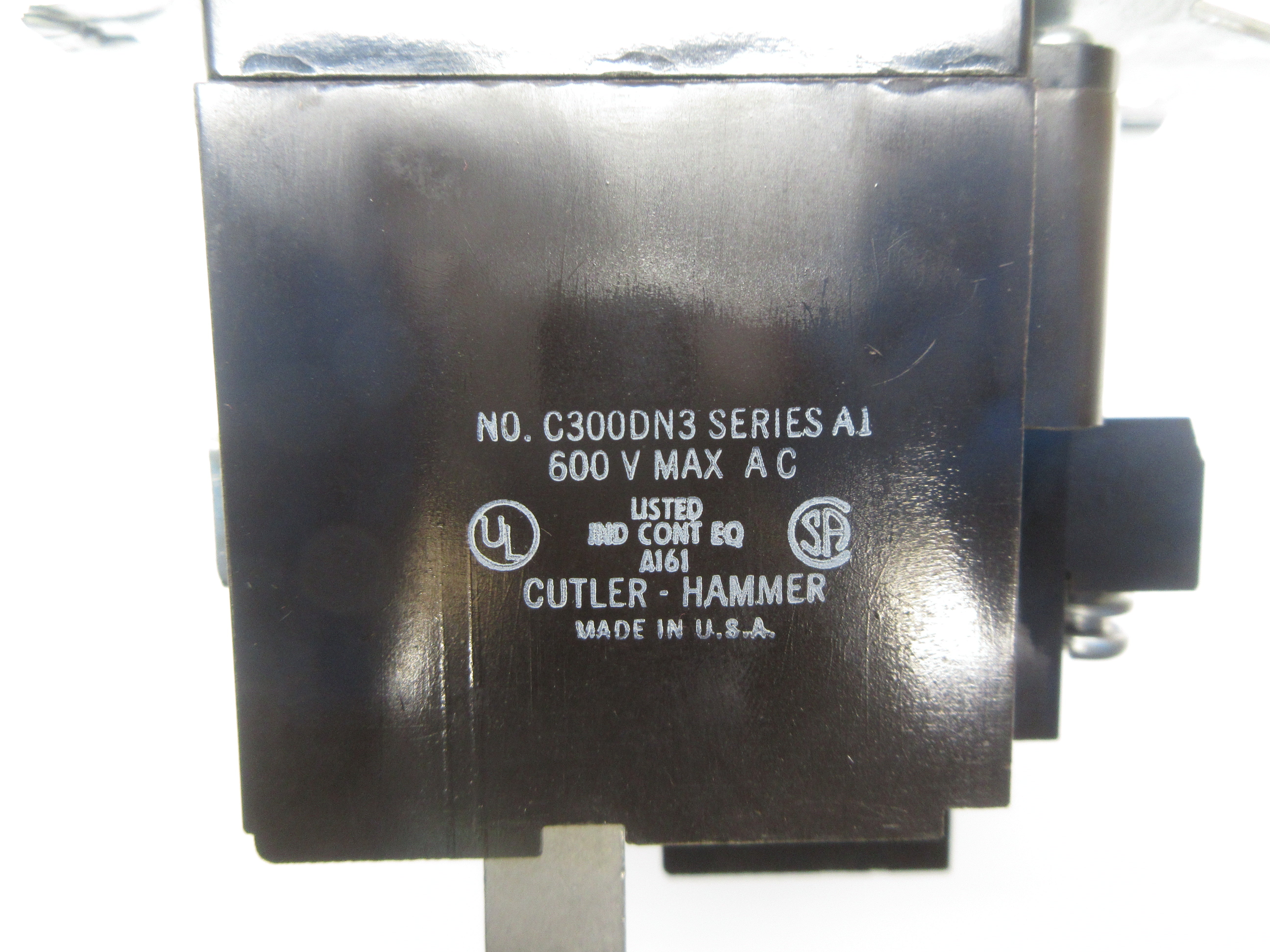 CUTLER HAMMER C300DN3 SER. A1 600V (AS PICTURED) NSNP