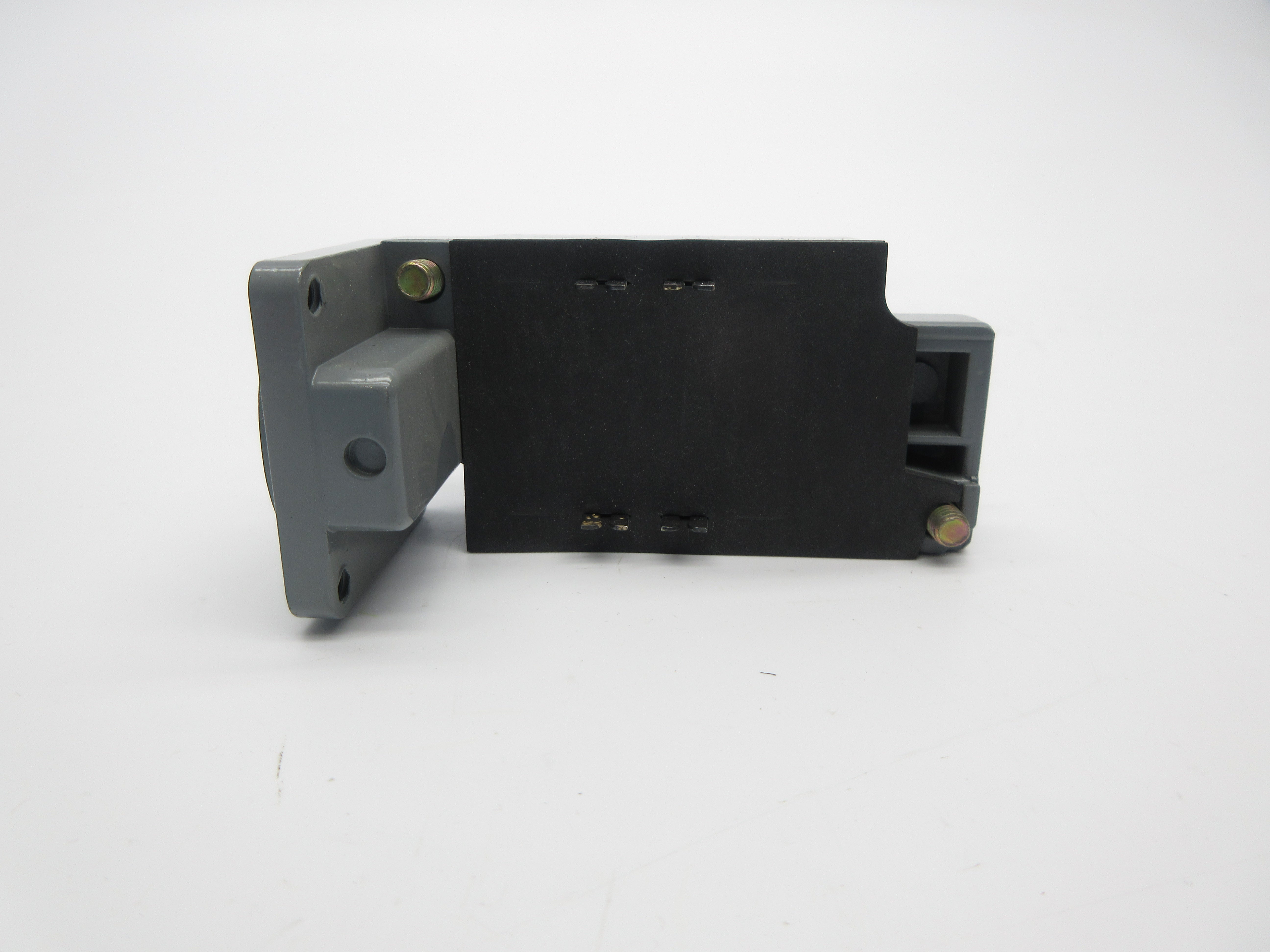 CUTLER HAMMER E50SA SER. A2 600VAC NSNP