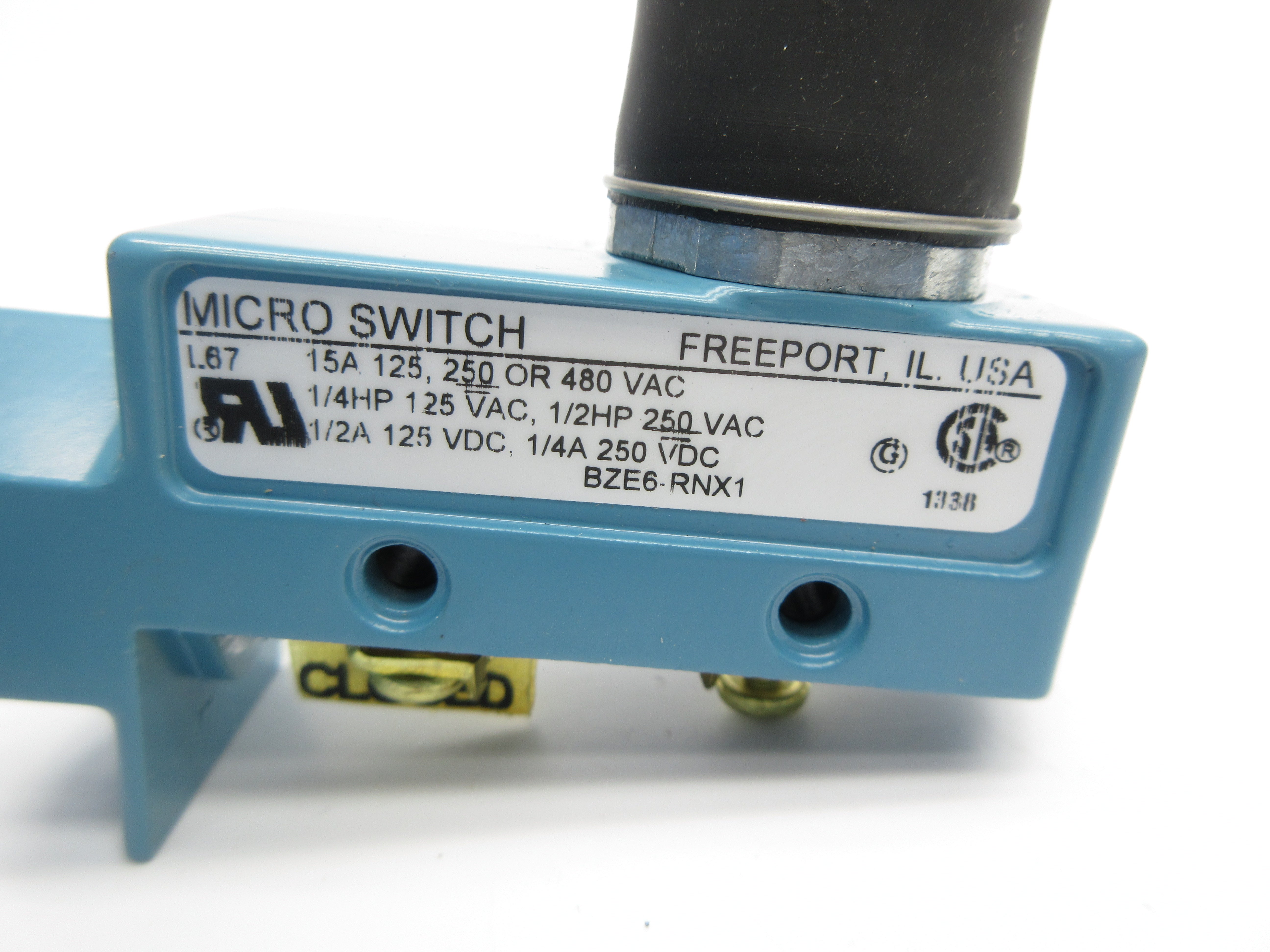 MICRO SWITCH BZE6-RNX1 480VAC 15A (AS PICTURED) NSNP