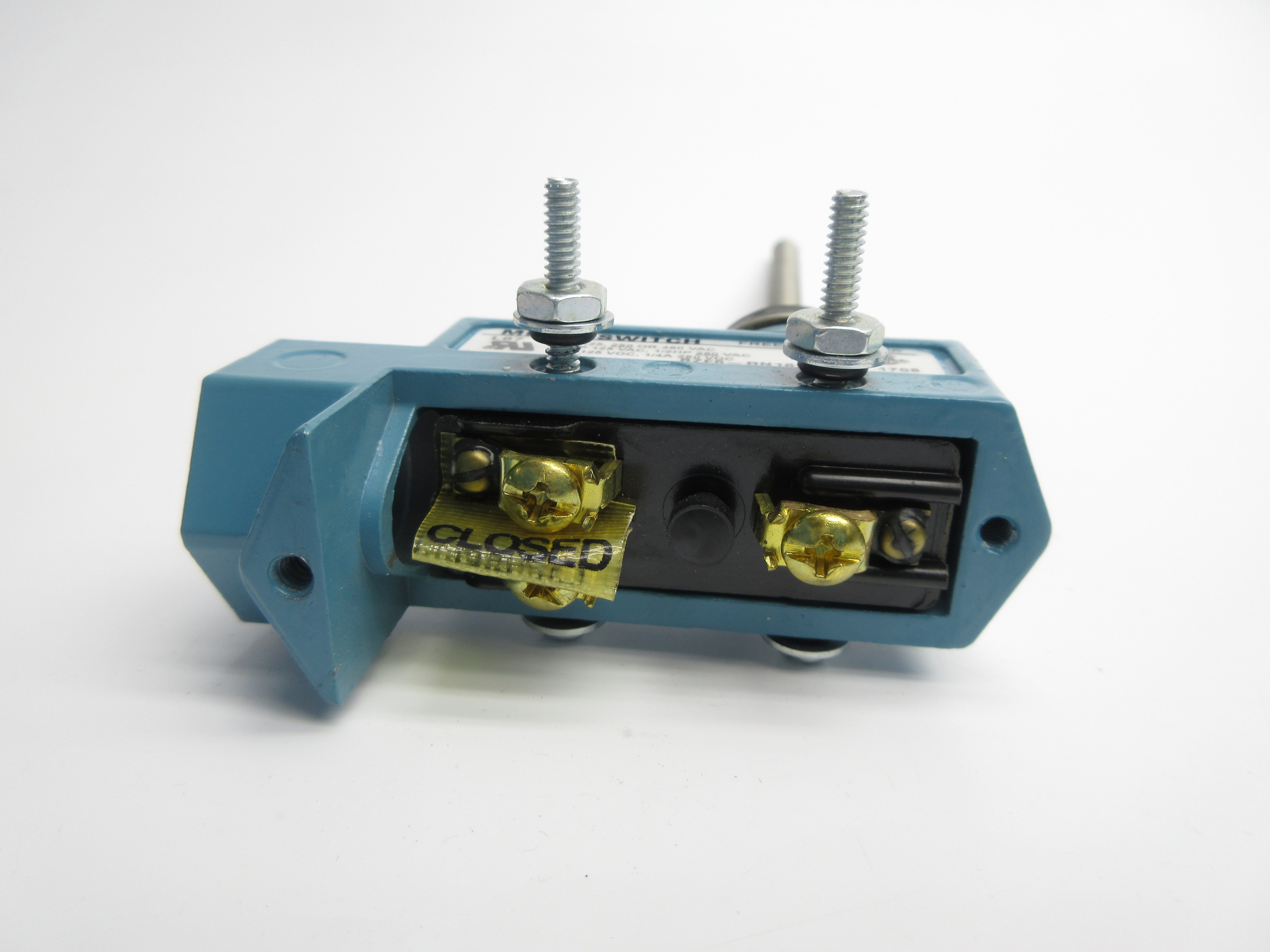 MICRO SWITCH BZE6-RN18X1 480VAC 15A (AS PICTURED) NSNP