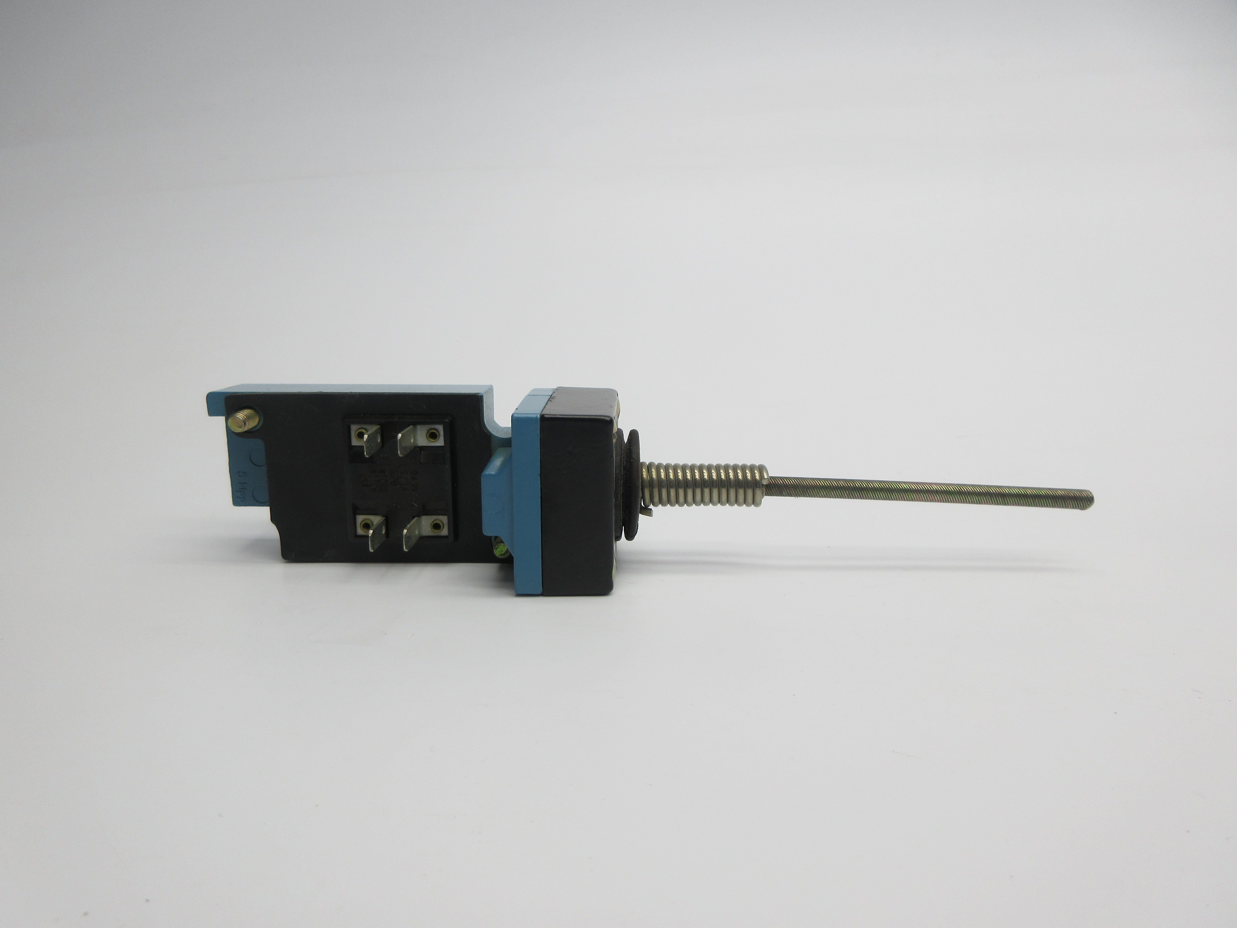 MICRO SWITCH LSZ7J1A-7N 600VAC 10A (AS PICTURED) NSNP
