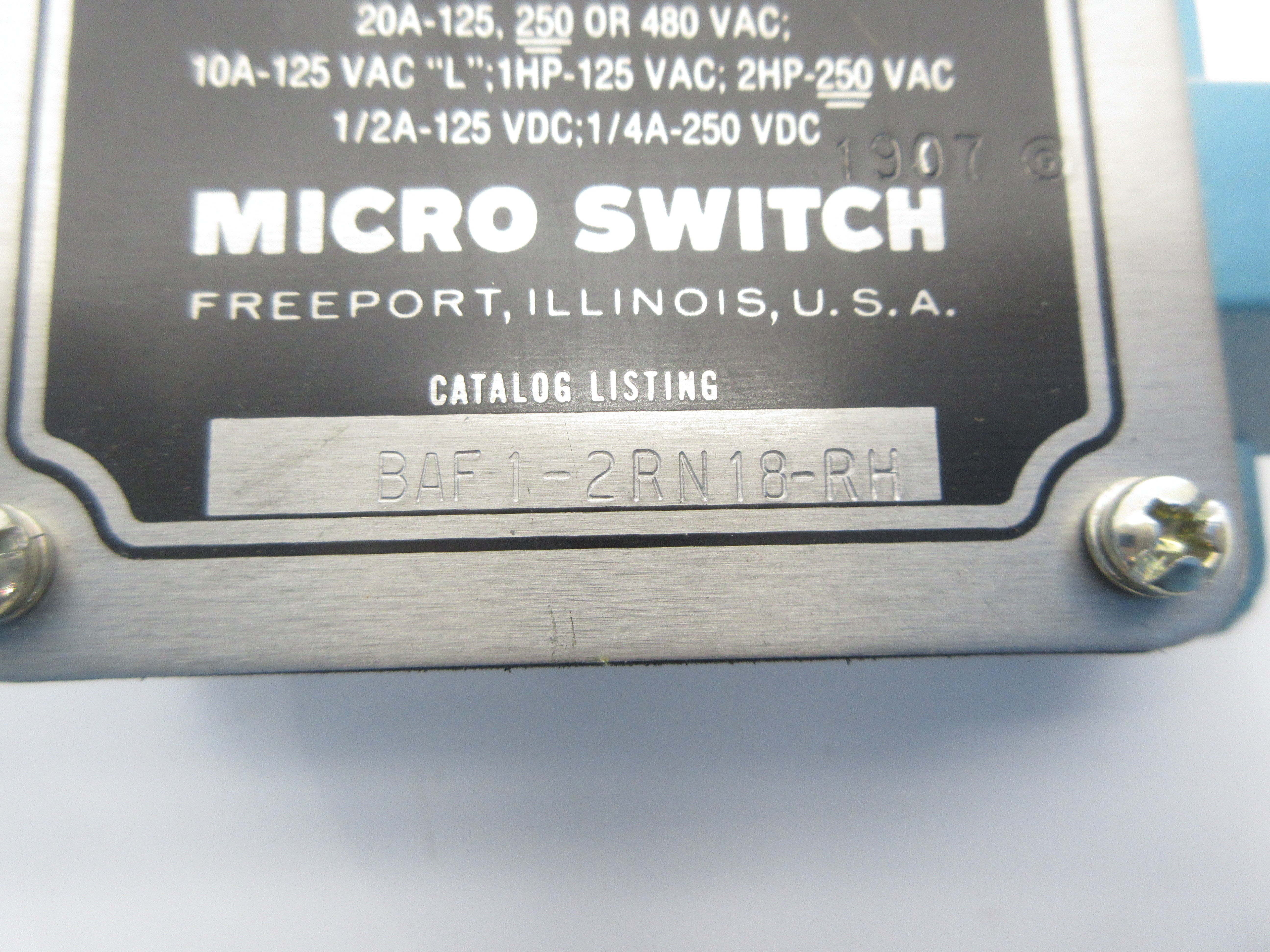 MICRO SWITCH BAF1-2RN18-RH 480VAC 20A (AS PICTURED) NSNP