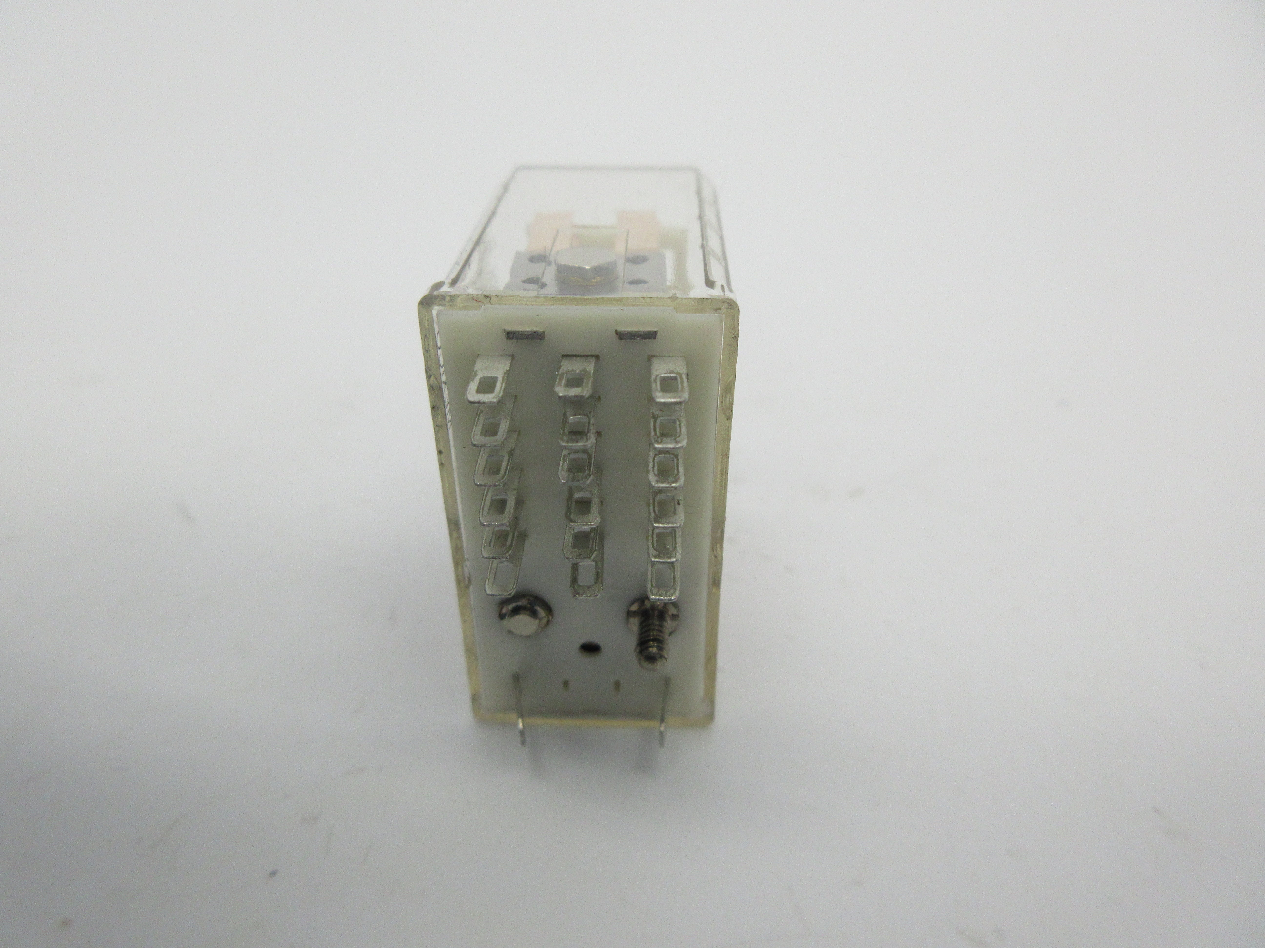 POTTER & BRUMFIELD R10-E1-Y6-V430 24VDC 2A NSNP