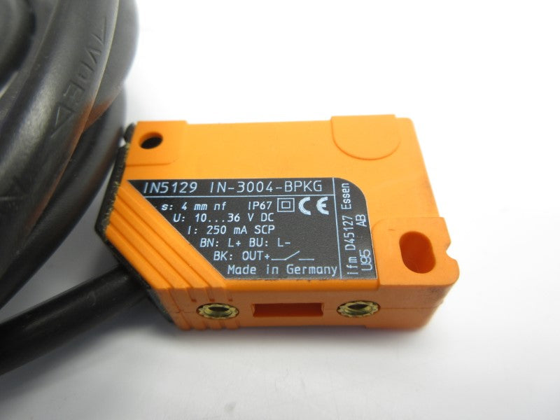 IFM EFECTOR IN5129 IN-3004-BPKG 10-36VDC NSNP