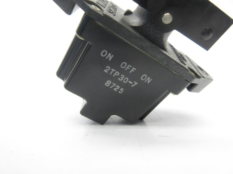 MICRO SWITCH 2TP30-7 277VAC 10A (AS PICTURED) NSNP
