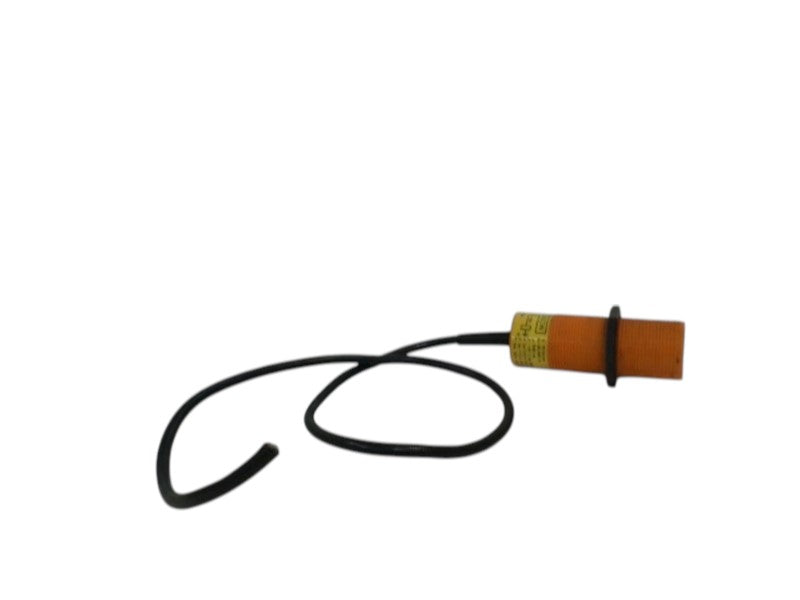 IFM EFECTOR II-2015-ABOW INDUCTIVE PROXIMITY SENSOR UNMP