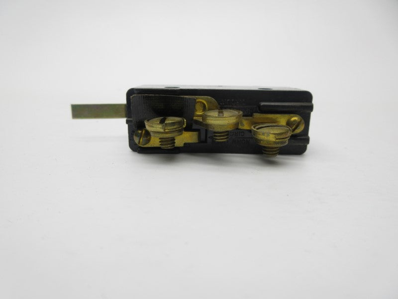 MICRO SWITCH BZ-2RW88-P2 480VAC 15A NSNP