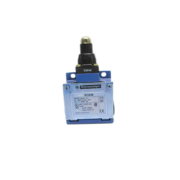 TELEMECANIQUE ZCKM1 240V 3A NSNP