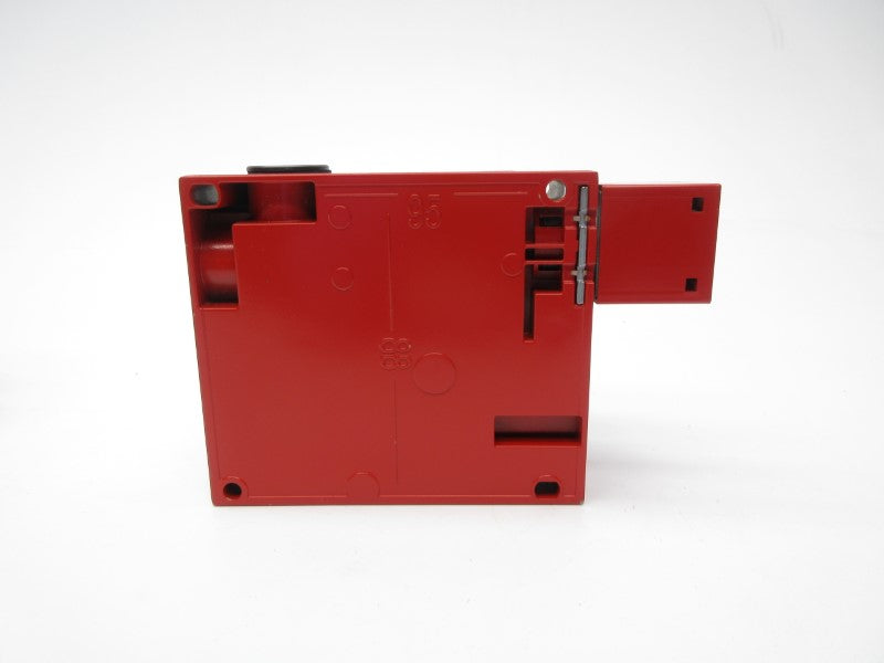 TELEMECANIQUE XCSE8512 24/48VAC 6A NSNP