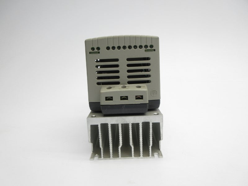TELEMECANIQUE ATV08HU09M2 208/240VAC UNMP