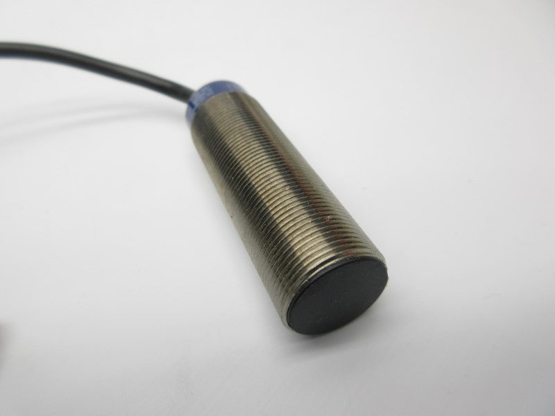 TELEMECANIQUE XS1M18PA370L1 12-48VDC NSMP