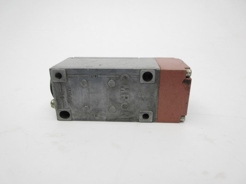 OMRON E2M-NY10 100/110VAC 1A NSNP