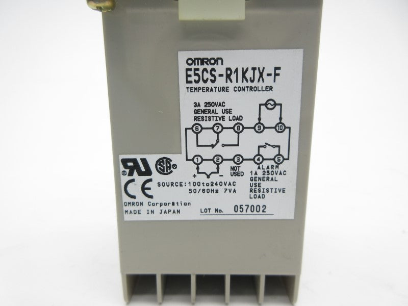 OMRON E5CS-R1KJX-F 100-240VAC 3A (AS PICTURED) NSNP
