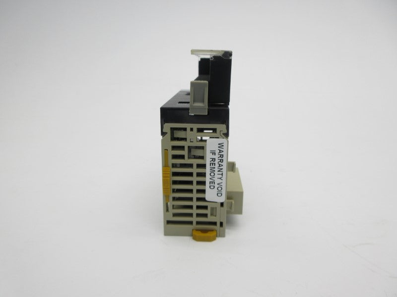OMRON CJ1W-AD041-V1 -10-+10V NSNP