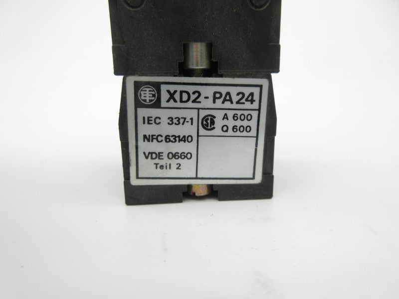 TELEMECANIQUE XD2-PA24 (AS PICTURED) NSNP