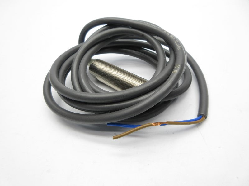 OMRON E2E2-X7D1 12-24VDC NSNP