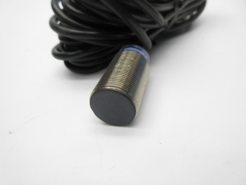 TELEMECANIQUE XS1N18PA349L2 12-24V NSNP
