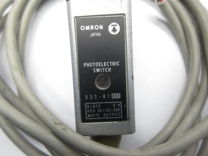 OMRON E3S-R1E21 12-24VDC UNMP