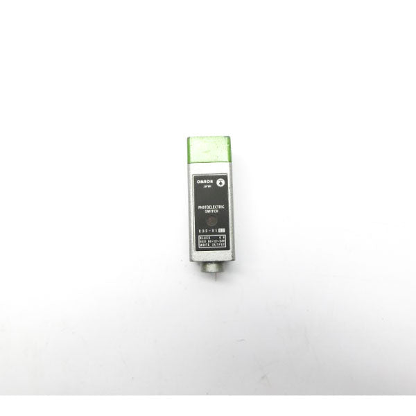 OMRON E3S-R1E2 12-24VDC (AS PICTURED) UNMP