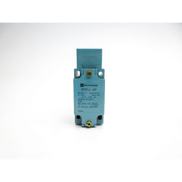 TELEMECANIQUE ZCK-J11H7 240V 3A NSNP