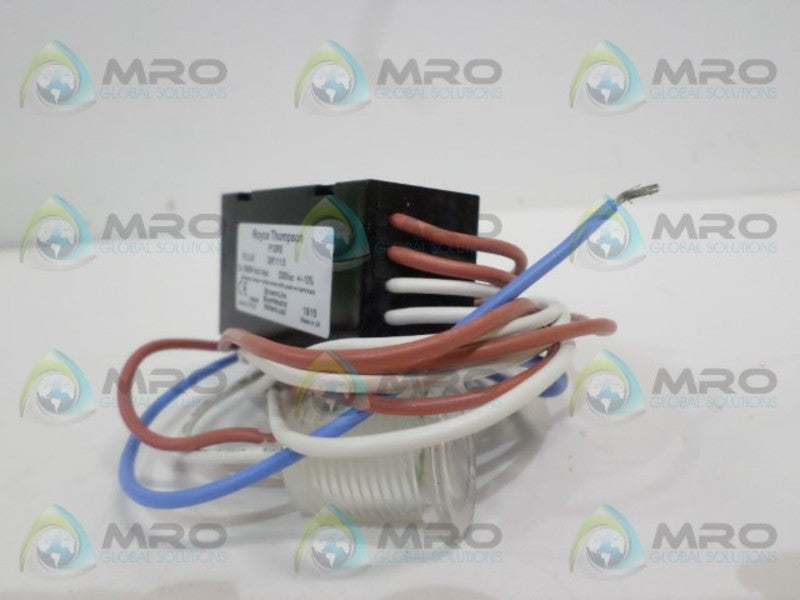 ROYCE THOMPSON P12RE 472-1492 LIGHTING CONTROLLER DETECTOR NSNP