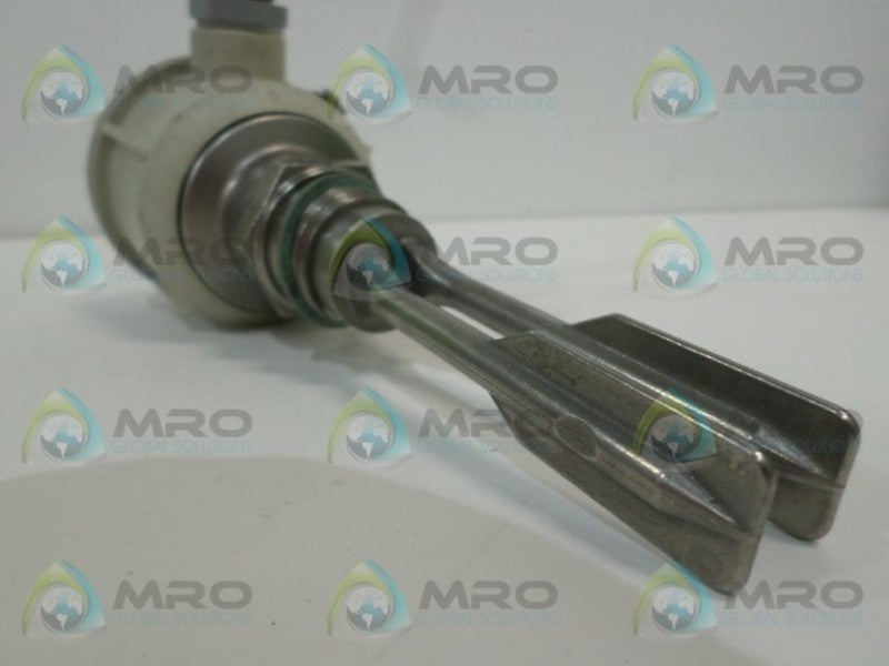 ENDRESS+HAUSER LIQUIPHANT FTL160LAA12K LEVEL LIMIT SWITCH NSNP