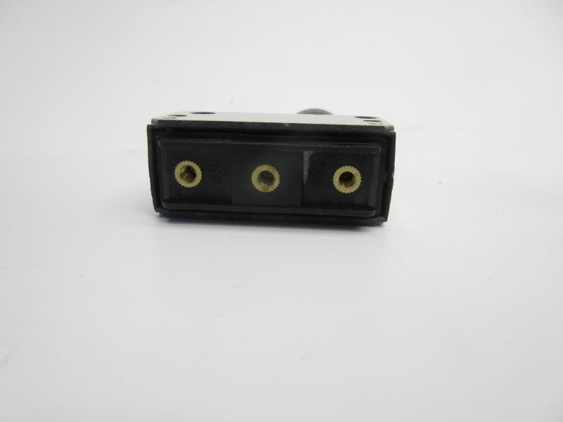 OMRON D4E-1D10N 30V 0.5A (AS PICTURED) NSNP