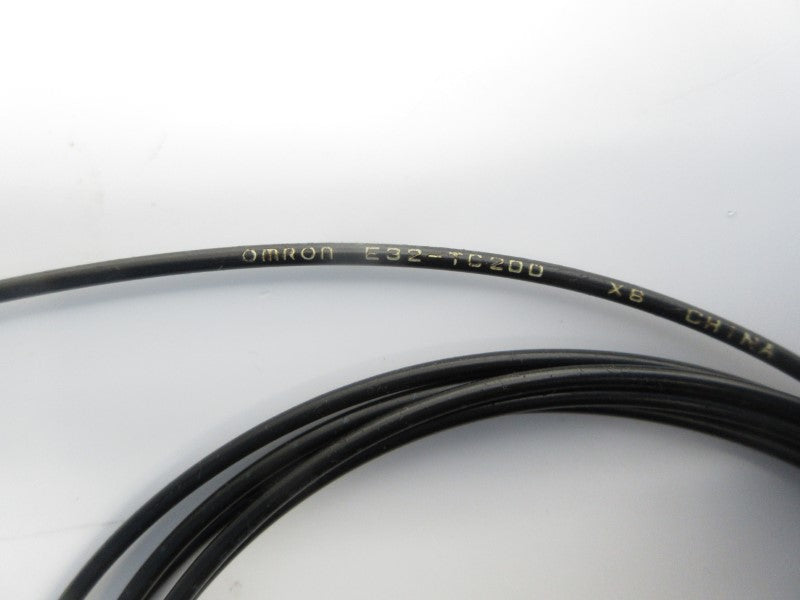 OMRON E32-TC200 (AS PICTURED) NSNP