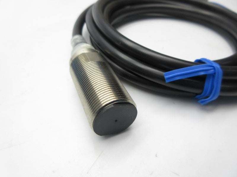 OMRON E2E-X11D118-T 10-30VDC NSNP