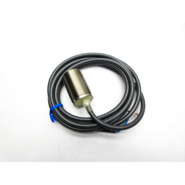 OMRON E2EM-X15X1 12-24VDC NSNP