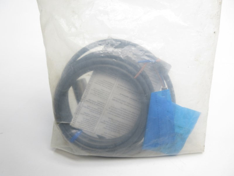 OMRON E1EM-X8X1 12-24VDC 2M NSMP