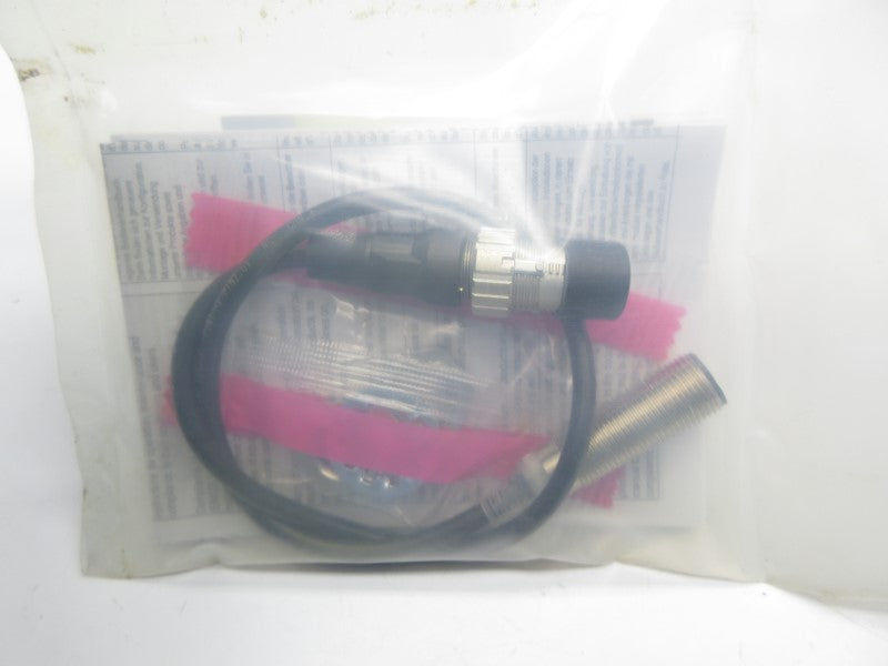 OMRON E2E-X7D212-M1TGJ 10-30VDC 0.3M NSMP