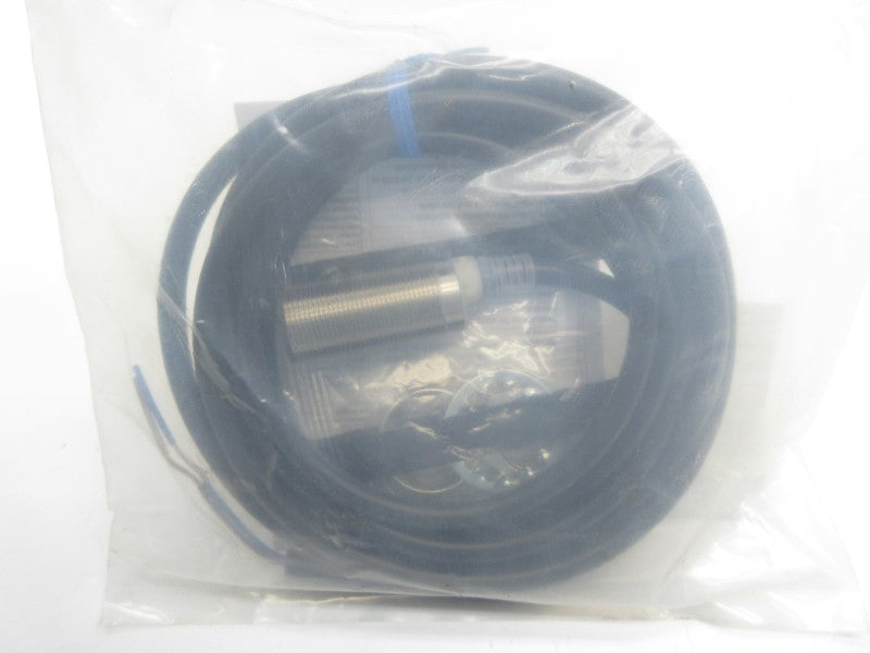 OMRON E2E-X11D118-T 10-30VDC 2M NSMP