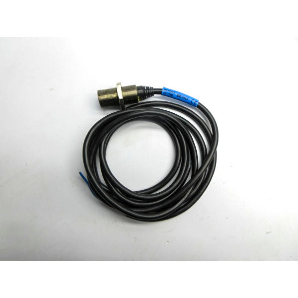 KEYENCE EV-118M 12-24VDC UNMP
