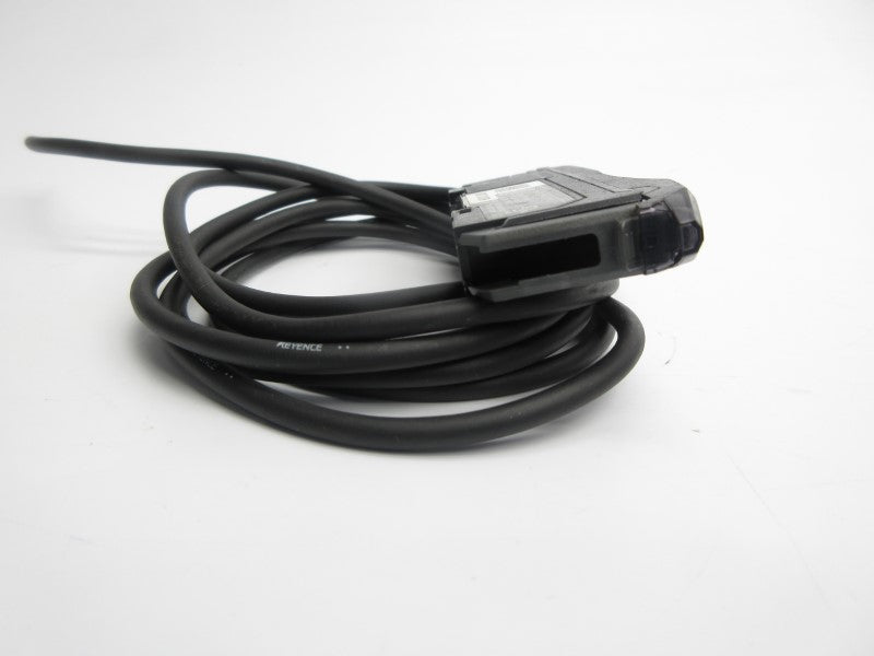 KEYENCE LV-N11P 10-30V UNMP