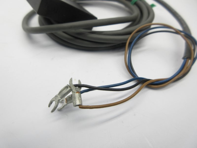 OMRON TL-T2F1 12-24VDC UNMP