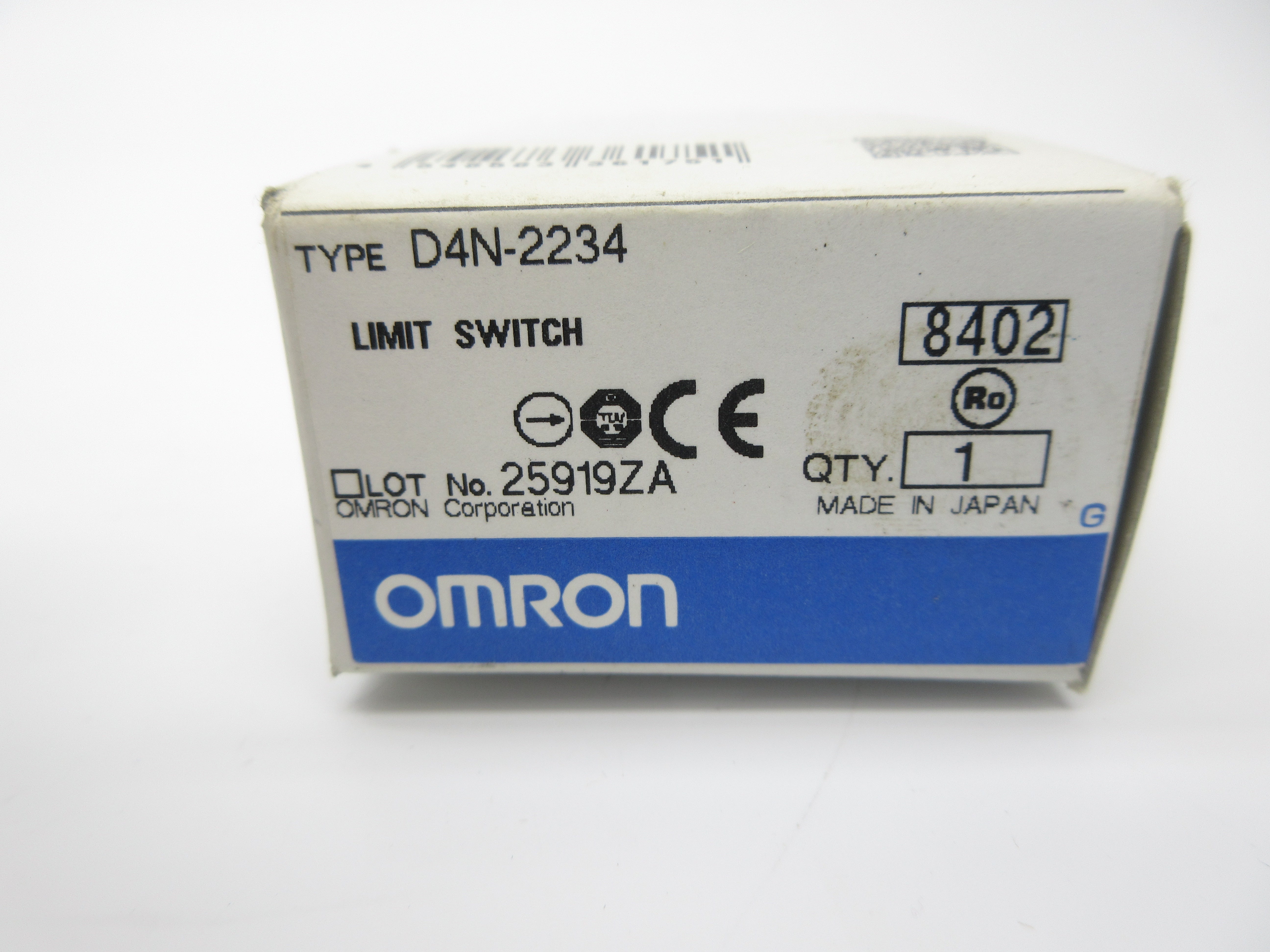 OMRON D4N-2234 240VAC 3A NSMP