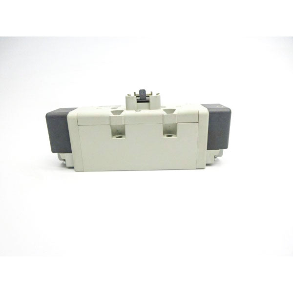 SMC VQ7-8-FHG-D-3ZR 24VDC UNMP