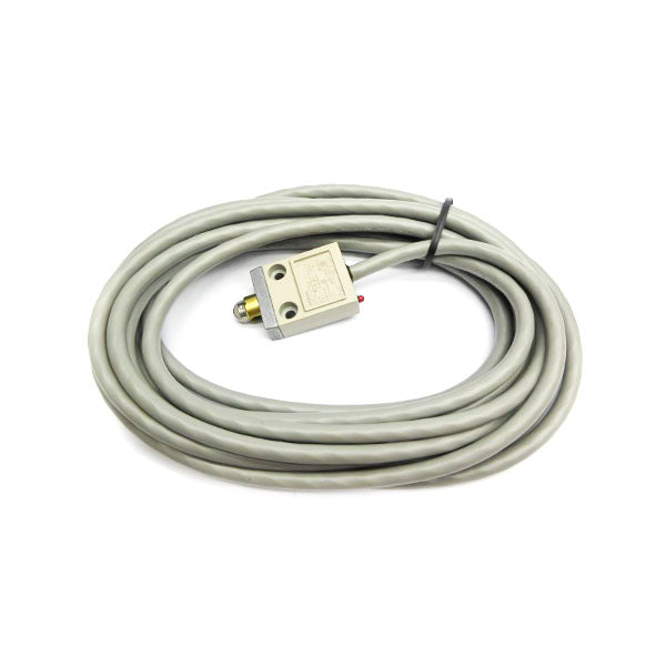 OMRON D4C-2702 250VAC 2A NSNP