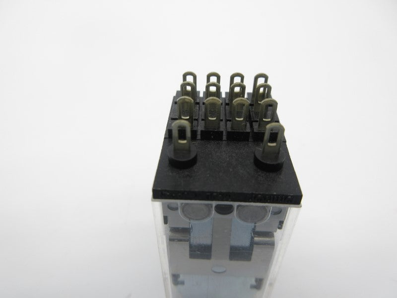 OMRON G2A-432A-N 24VDC NSNP
