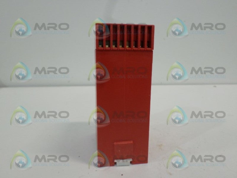 GUARDMASTER FERROCODE 02070 440N-C02070 CONTROL UNIT 110/240VAC  NSNP