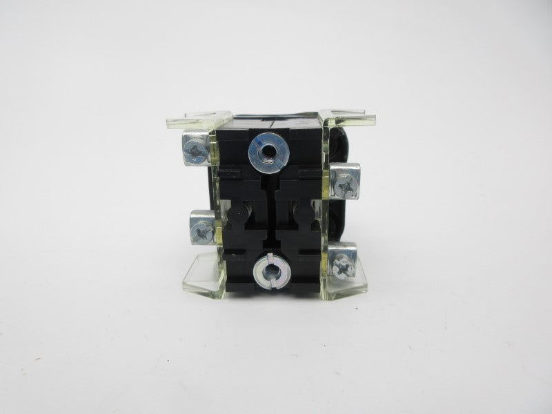 ALLEN BRADLEY 800T-B2A2 SER. T (WH) NSMP