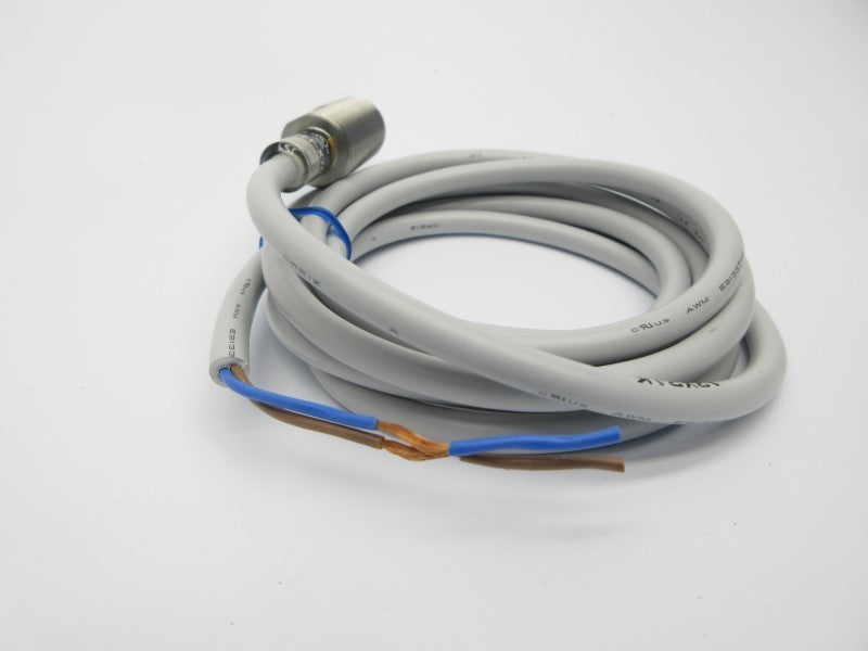 OMRON E2EF-X7D1 10-30VDC 2M NSMP