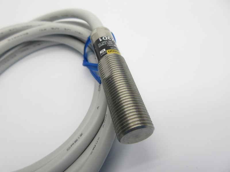 OMRON E2EF-X3D1 10-30VDC 2M NSMP