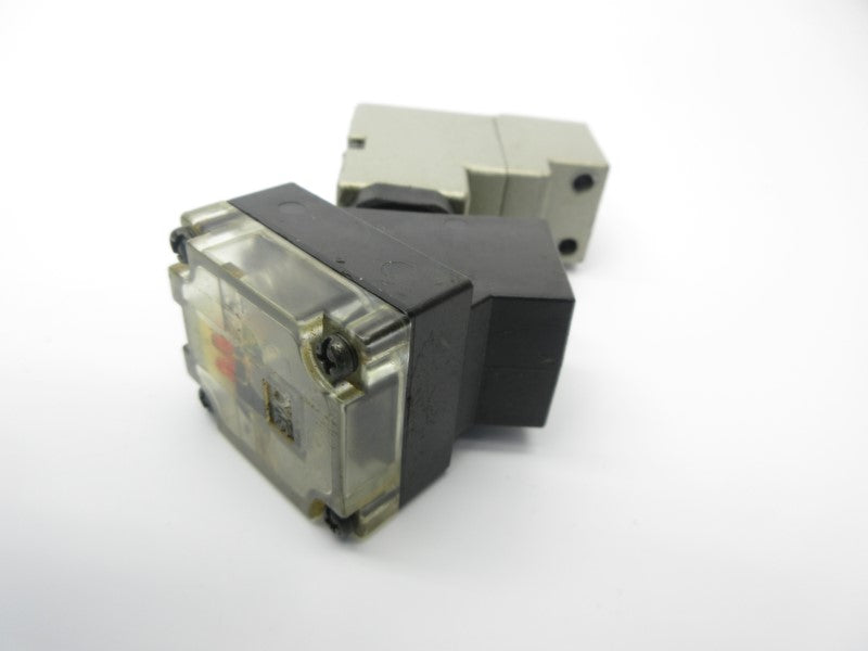 SMC VO301-005TZ-X302 24VDC UNMP