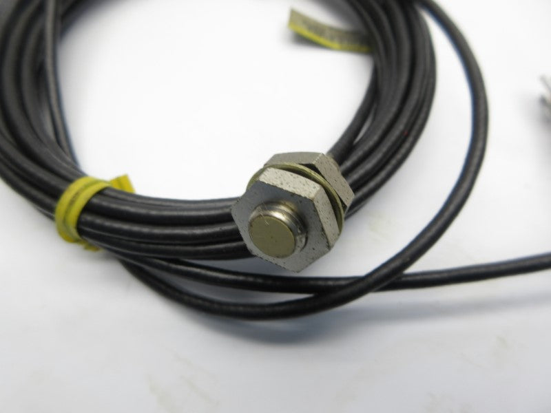 OMRON E2CA-X1R5A UNMP