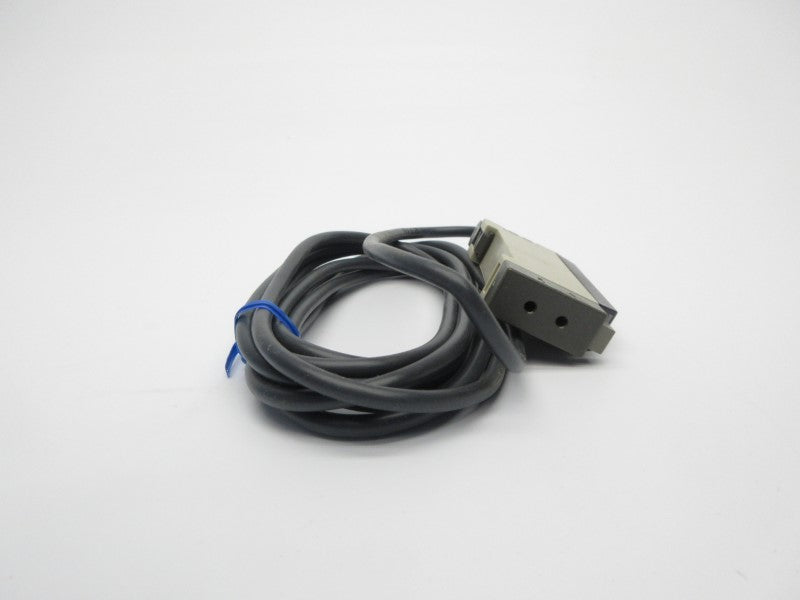 OMRON E3X-T11 12-24VDC 2M NSMP