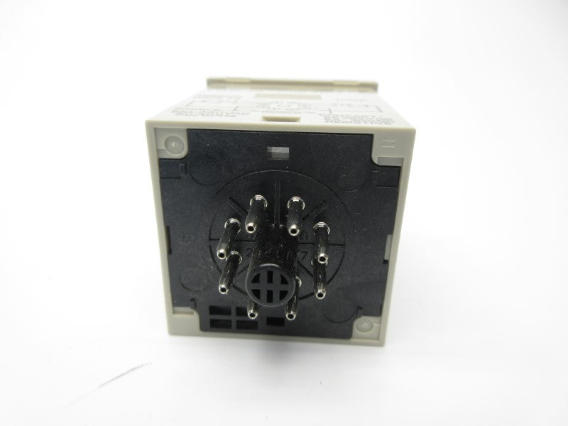 OMRON H3CR-F8 100-240VAC 1.2S-30H NSMP