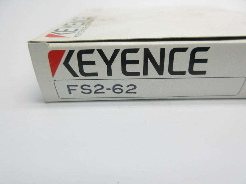 KEYENCE FS2-62 12-24VDC NSMP